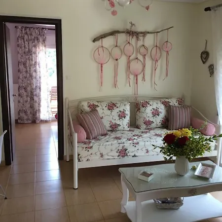 Iris Deluxe 1 Apartment